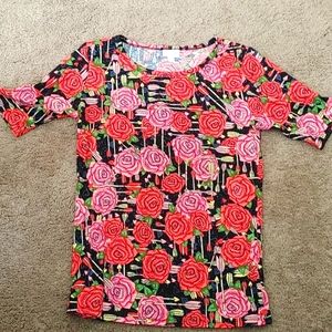 LuLaRoe Christy Shirt Size Medium
